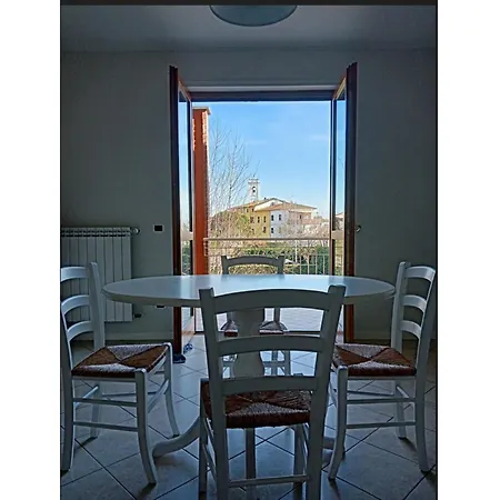 Gilandre Apartment, Apartment *